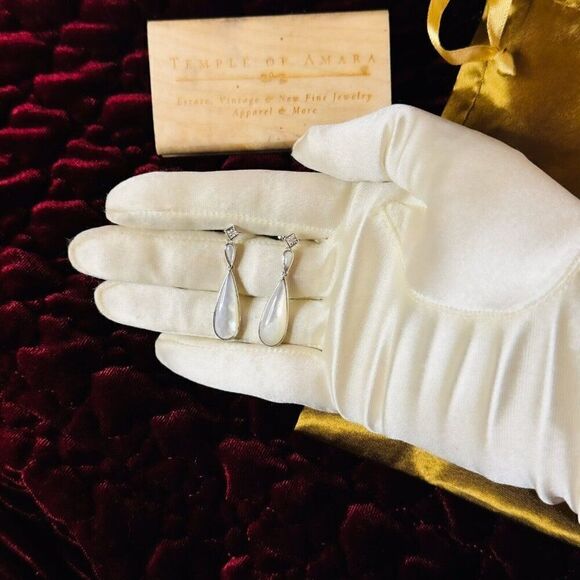 VINTAGE- 10K Gold -Mother of Pearl & Diamond Earrings- Dangle Earrings- 3.5g - Picture 7 of 16